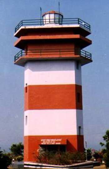 ചിത്രം:3xMount Dilli (Kotte Kunnu).jpg