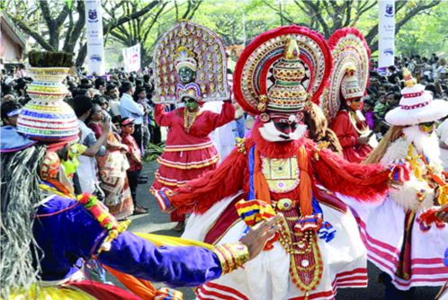ചിത്രം:Karnivel.png