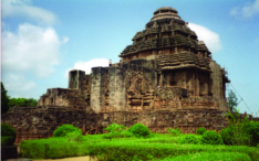 ചിത്രം:Konark Surya Temple.png
