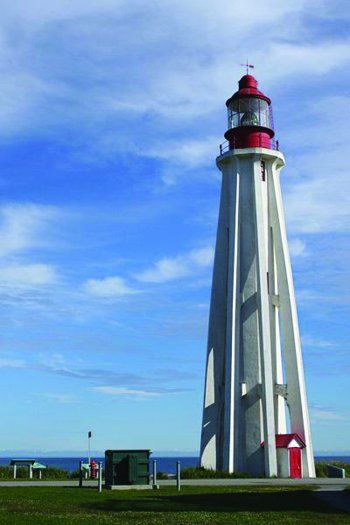 ചിത്രം:7z Lighthouse in 2007 Canada.jpg