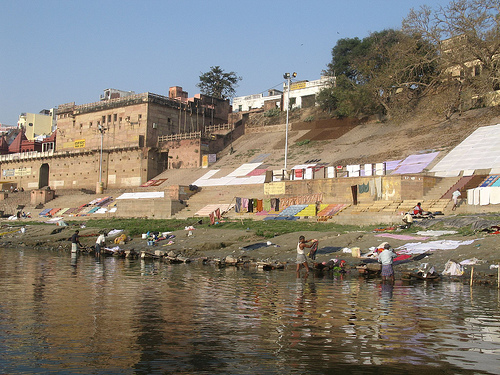 ചിത്രം:200-varanasi.jpg