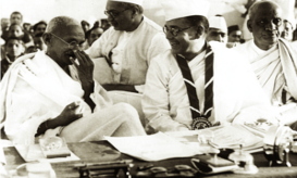 ചിത്രം:Netaji Subash Gandhi1938.png