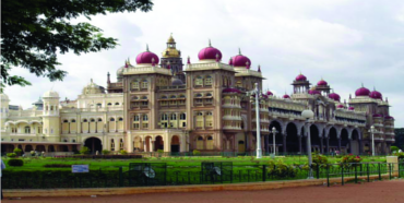 ചിത്രം:Mysore-Palace.png