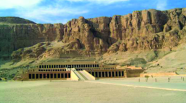 ചിത്രം:Egyptian temple.png