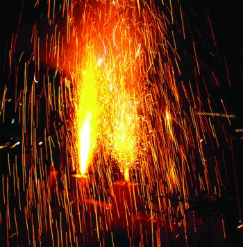 ചിത്രം:1722The Joy of Diwali. Festival of Lights!.jpg