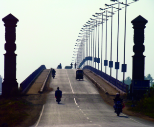 ചിത്രം:The Goshree Bridge.png