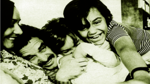 ചിത്രം:Family.png