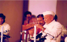 ചിത്രം:Bismaillah khan.png