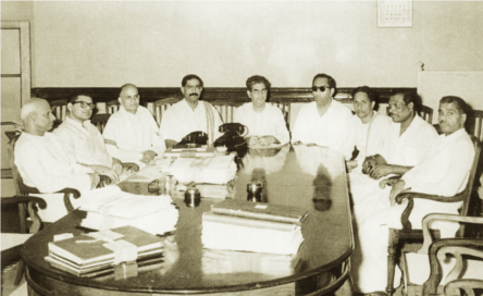 ചിത്രം:R Sankar 12121.png