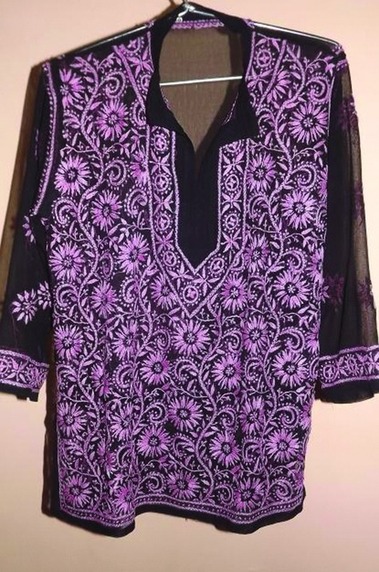 ചിത്രം:Vol5p218 1336493261 307876397 2-Pictures-of--Lucknow-Chikan-Embroidery.jpg