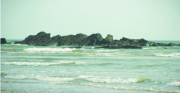 ചിത്രം:Rock sea kannur-07.png