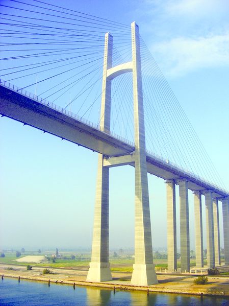 ചിത്രം:Vol5p433 Suez Canal Bridge.jpg