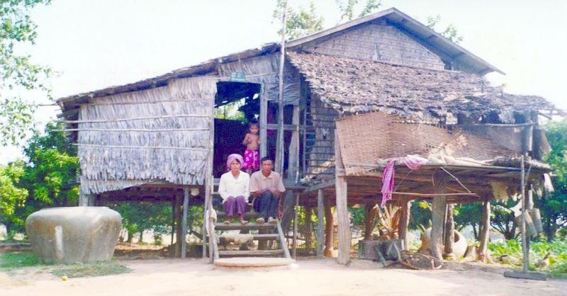 ചിത്രം:Vol6p329 cambodian house.jpg