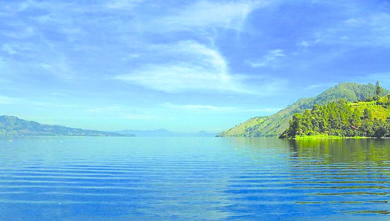 ചിത്രം:Vol3p690 toba volcanic lake largest.jpg.jpg
