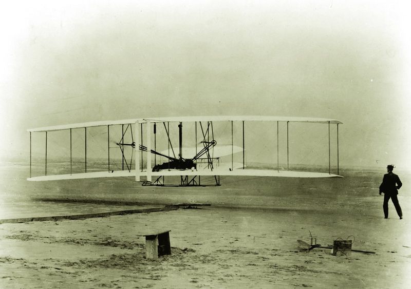 ചിത്രം:Vol5p218 first flight.jpg