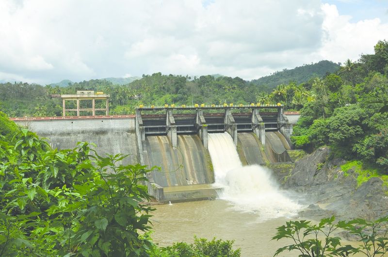 ചിത്രം:Vol3p638 Kallarkutty Dam (1).jpg.jpg