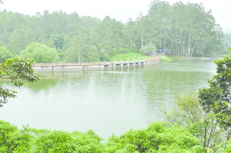 ചിത്രം:Vol3p638 Kandla Dam (3).jpg.jpg